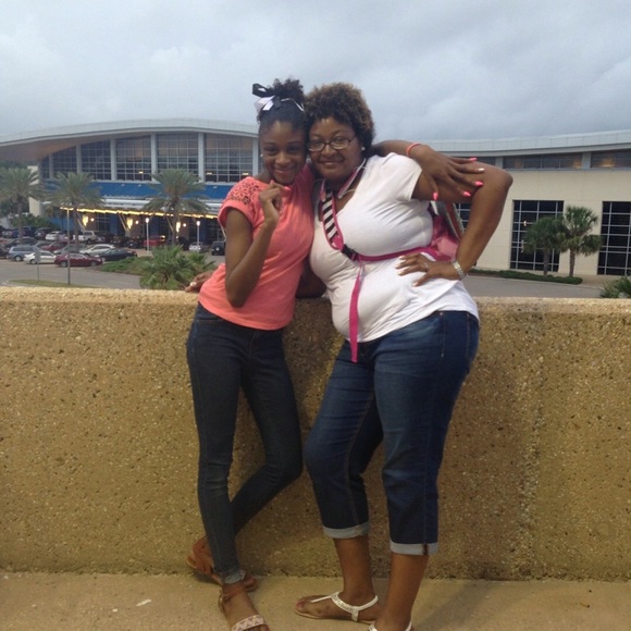 Meet your Posher, Anita - Picture 1 of 1